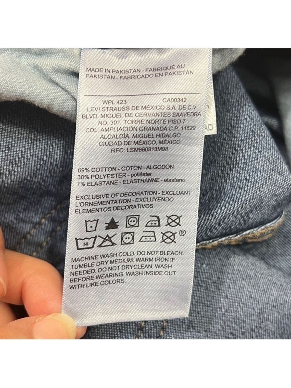 Levi's Blue Women's Jeans Sz 10 Mid-Rise Bootcut Denim 30W 32L - Picture 14 of 15